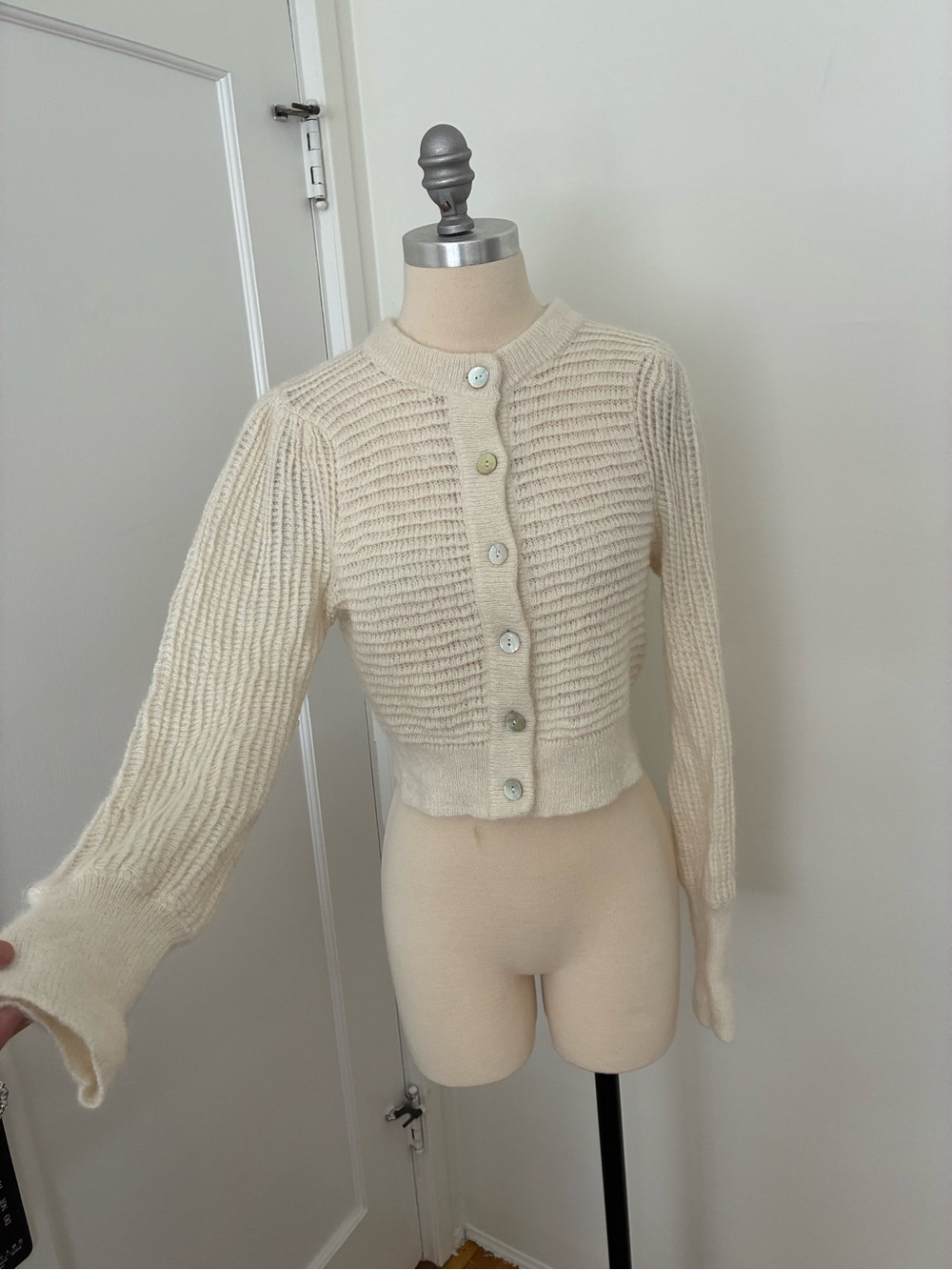 Wilfred cardigan - Picture 2 of 6